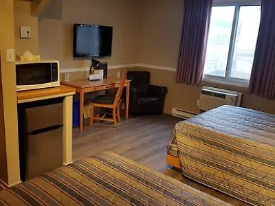 Hotel Le Roberval Montreal 3*,