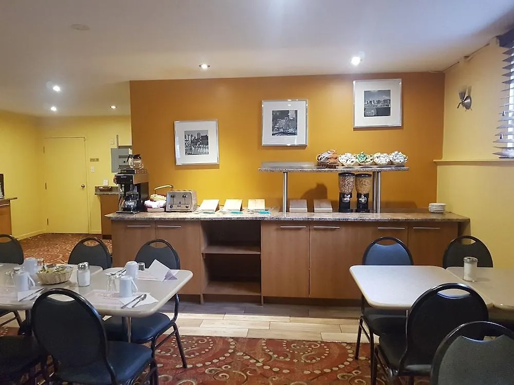 Hotel Le Roberval Montreal