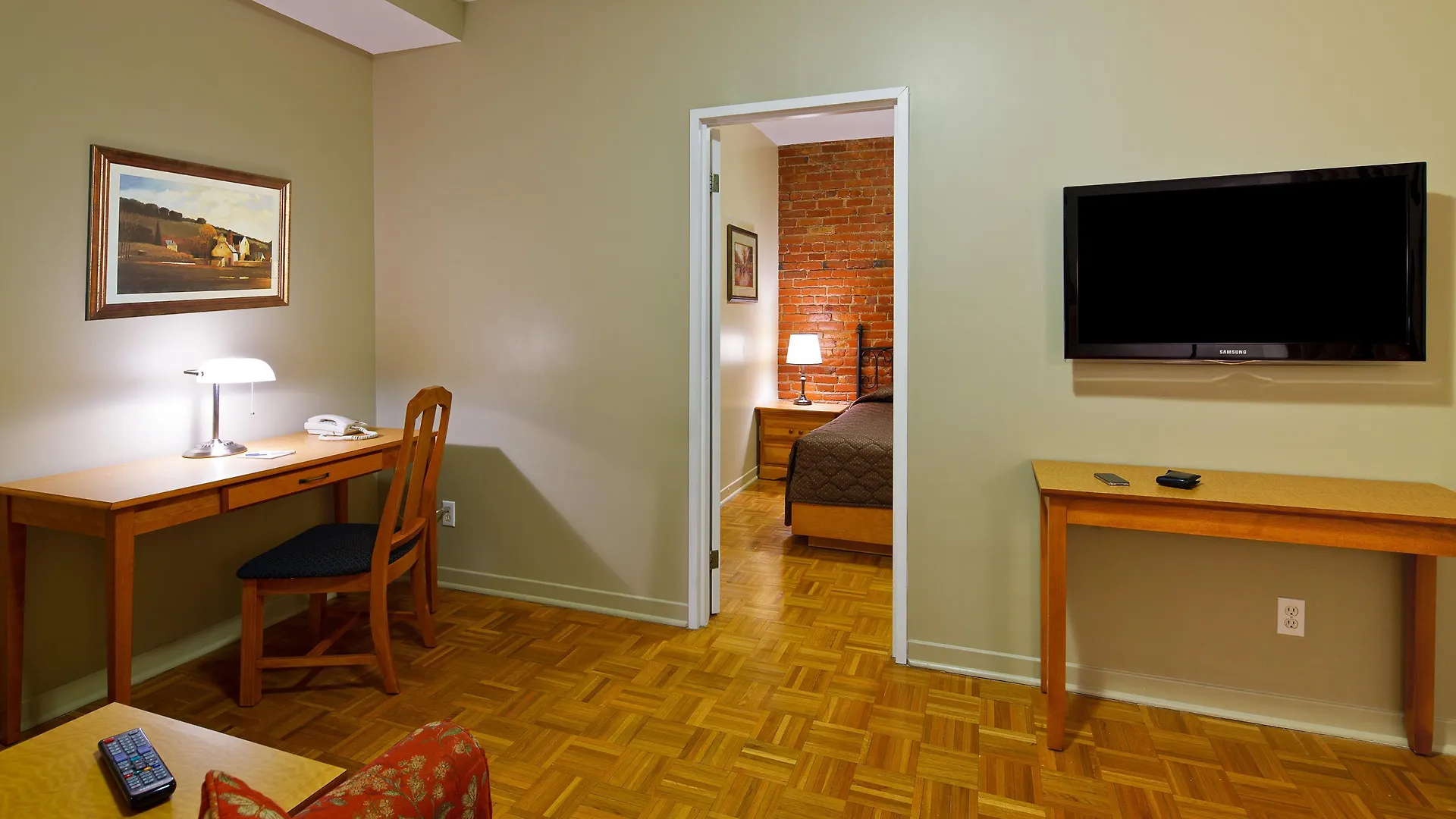 Hotel Le Roberval Montreal 3*,