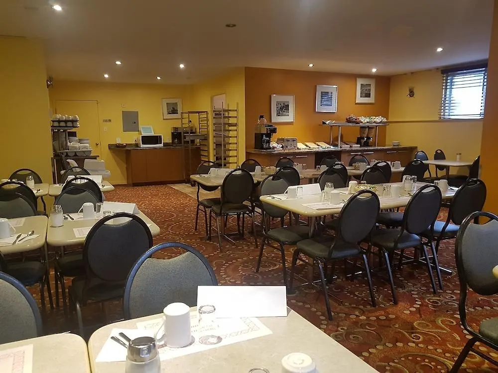 Hotel Le Roberval Montreal