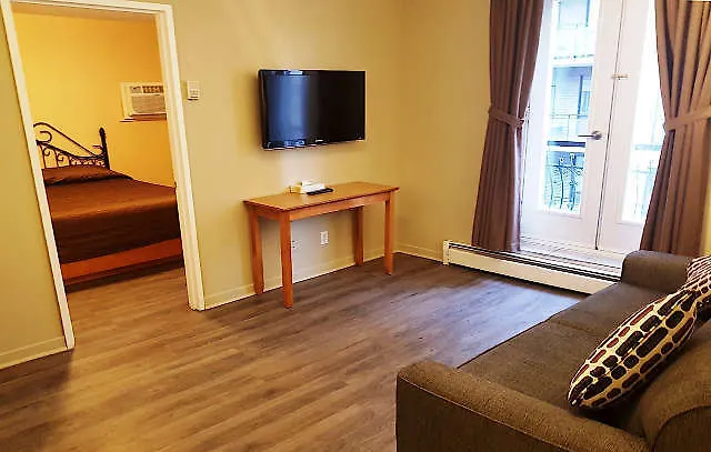 Hotel Le Roberval Montreal